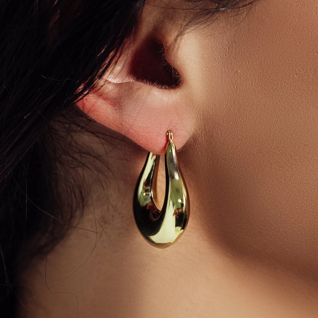 925 Sterling Silver Silver Puffed Chunky Teardrop Latch Lock Earrings - ARE00042RH | ARE00042GP - Image 2