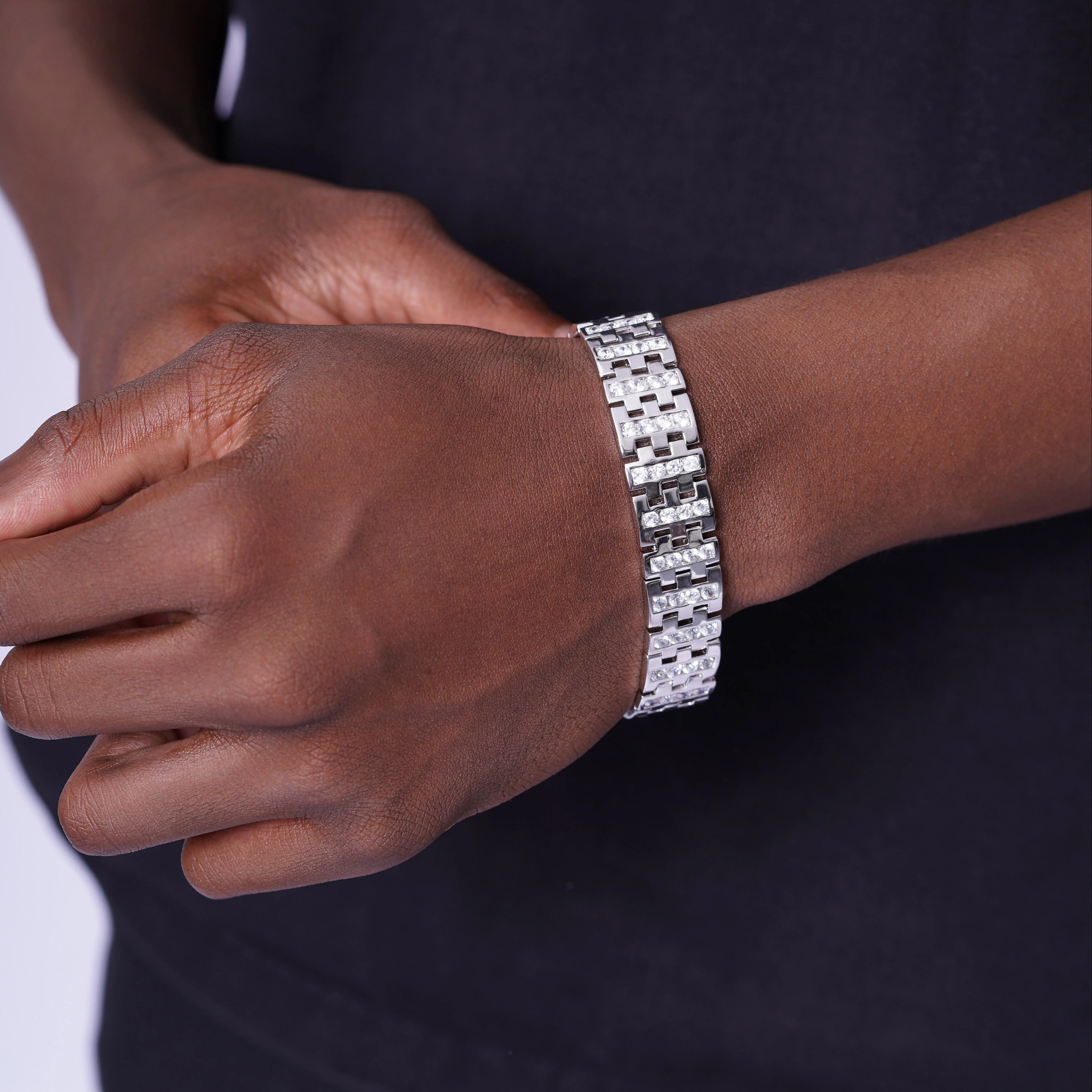 Men's Rhodium Plated 925 Sterling Silver Interlocking Clear Square CZ Studded 15mm Bracelet - STBM00002 - Image 2