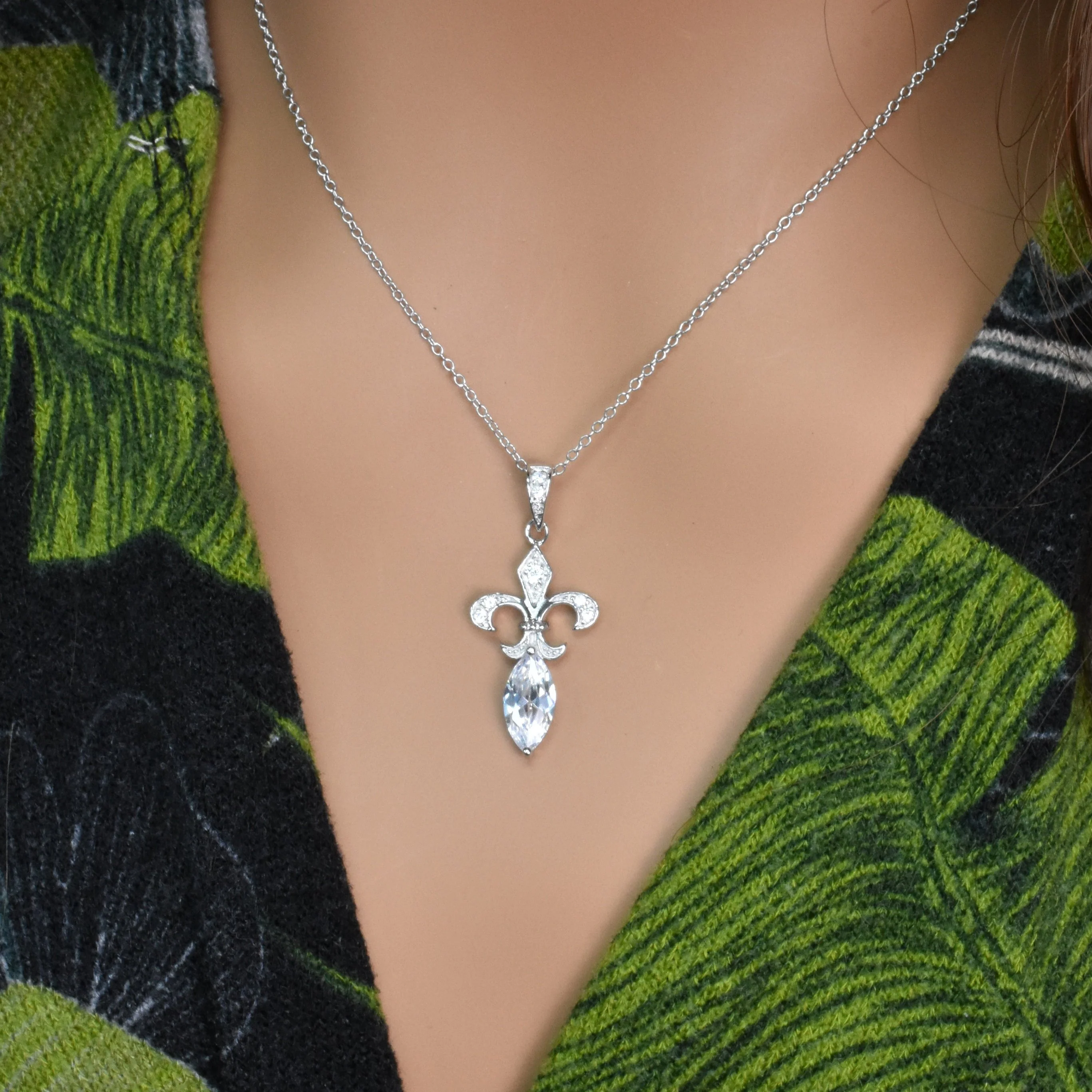 Silver 925 Rhodium Plated Clear CZ Flor De Lis Pendant Necklace - STP00852 - Image 2