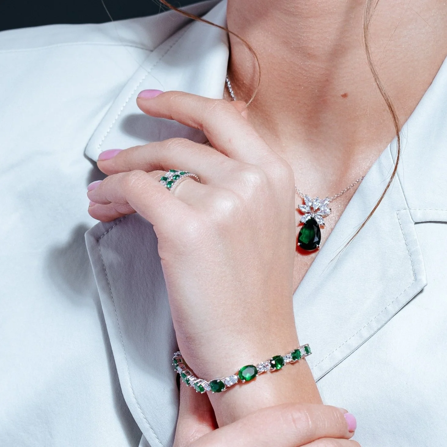 Rhodium Plated 925 Sterling Silver Round Green CZ Band - BGR01293GRN - Image 2