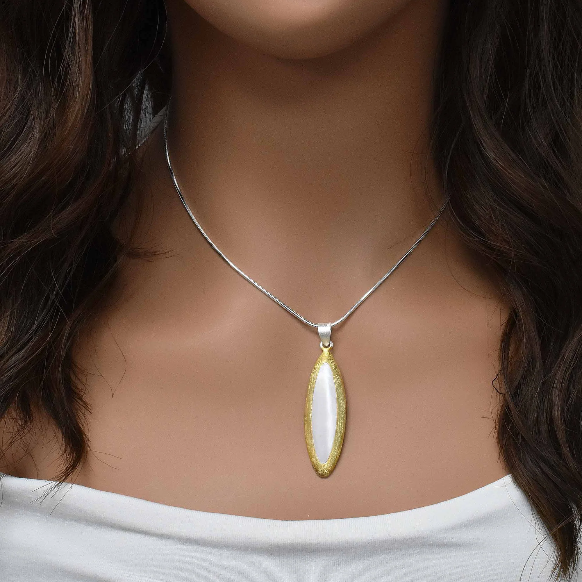 Clearance-Gold Plated 925 Sterling Silver Matte Finish Cat Eye Shape Pearl Pendant - SPP00008PNK
